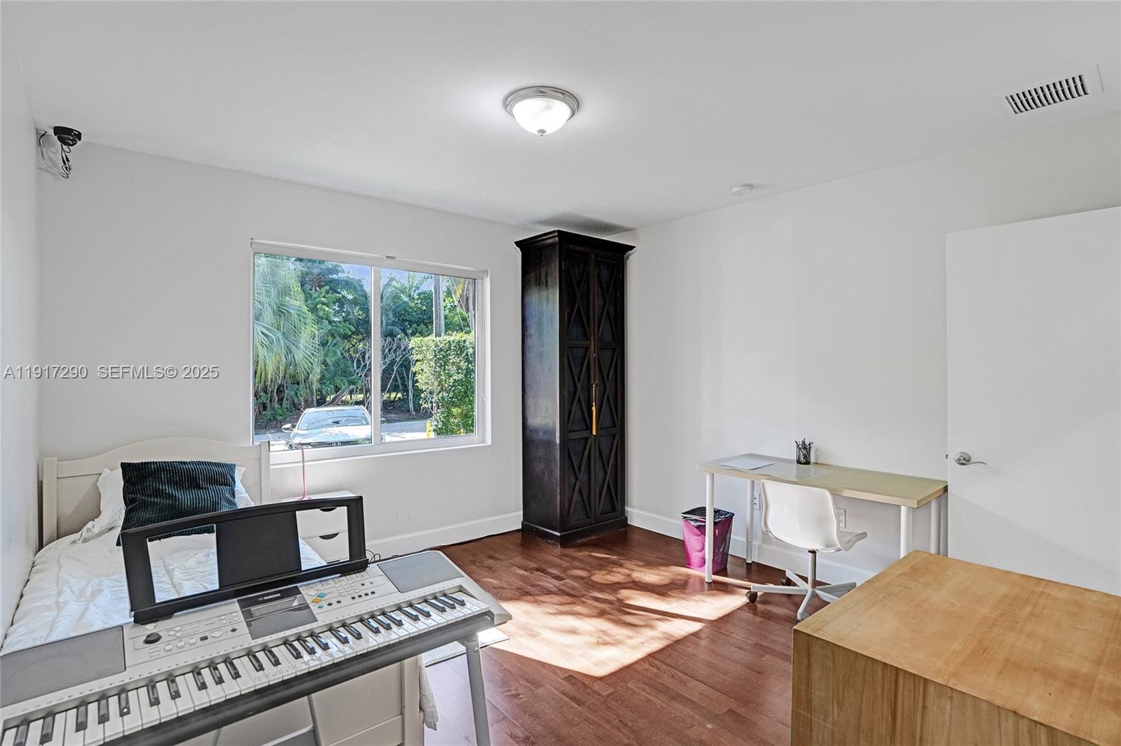 3443 NE 166th St North Miami Beach, FL 33160