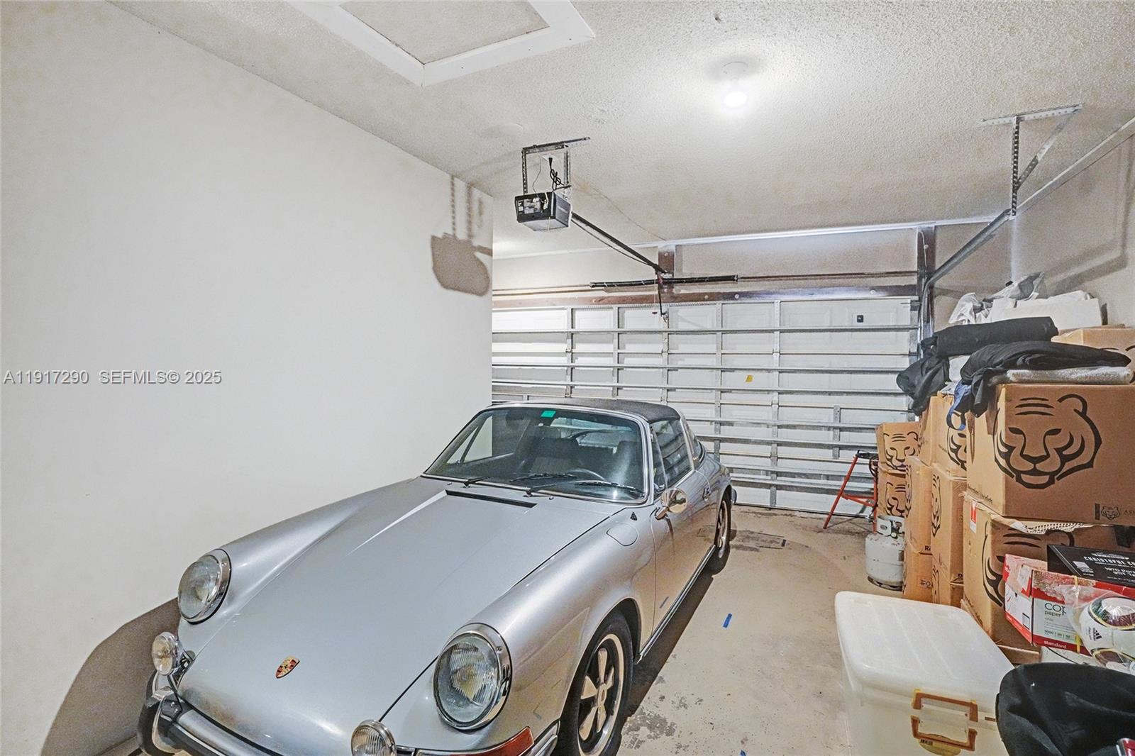 3443 NE 166th St North Miami Beach, FL 33160