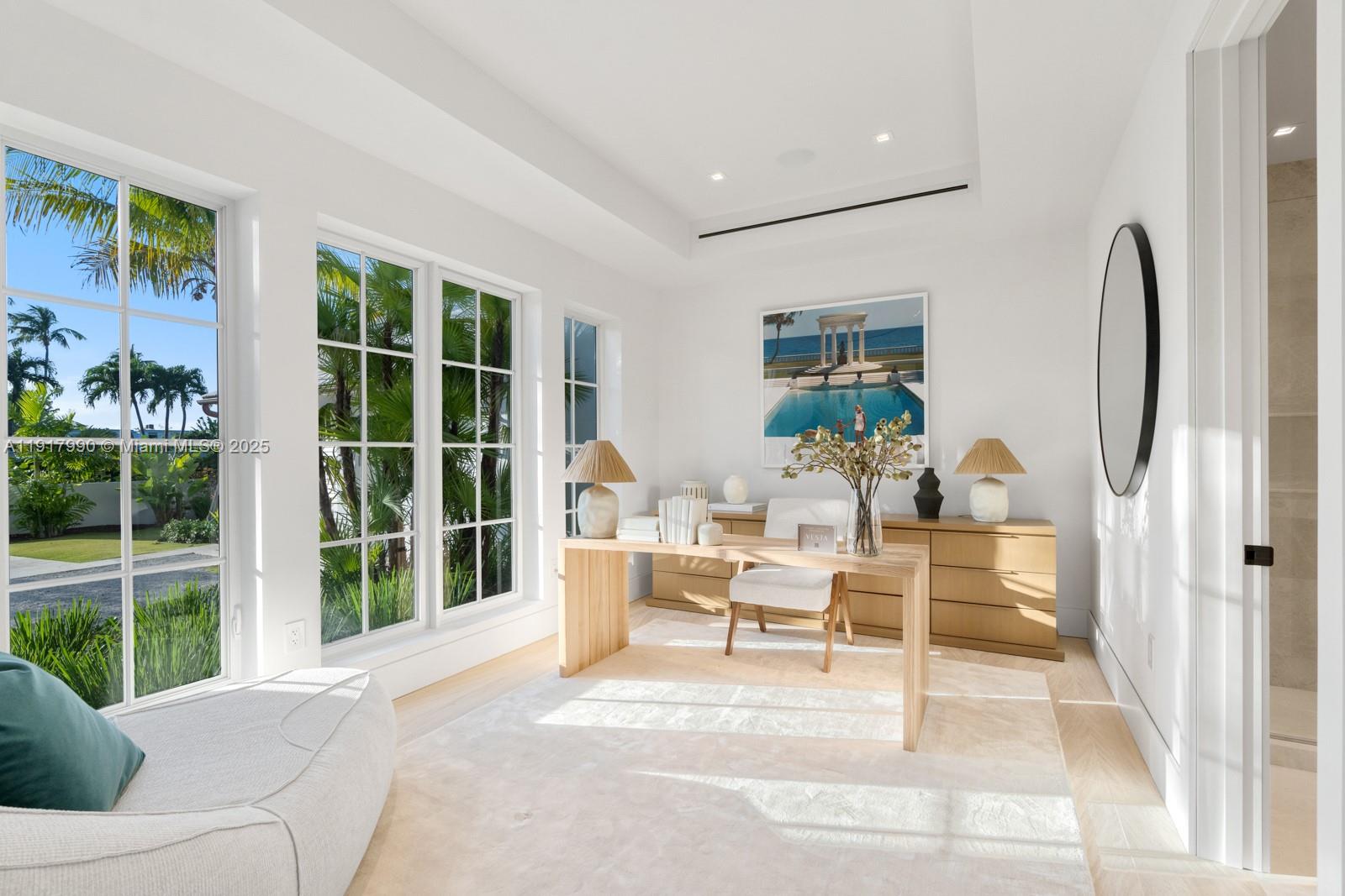 2219 Ibis Isle Rd E Palm Beach, FL 33480