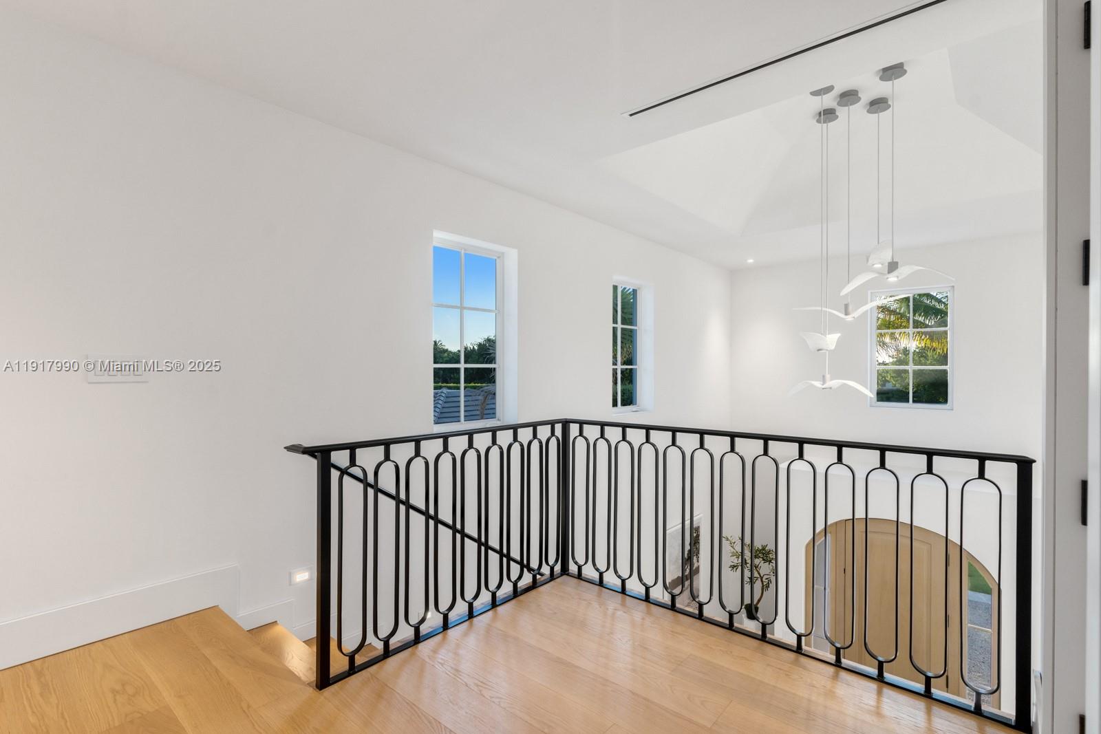 2219 Ibis Isle Rd E Palm Beach, FL 33480