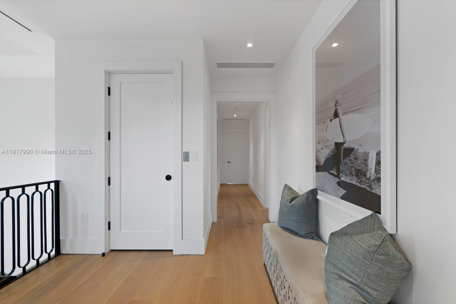 2219 Ibis Isle Rd E Palm Beach, FL 33480