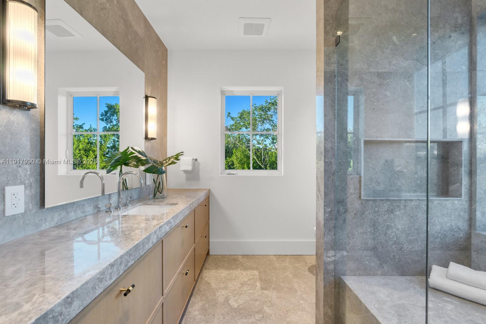 2219 Ibis Isle Rd E Palm Beach, FL 33480