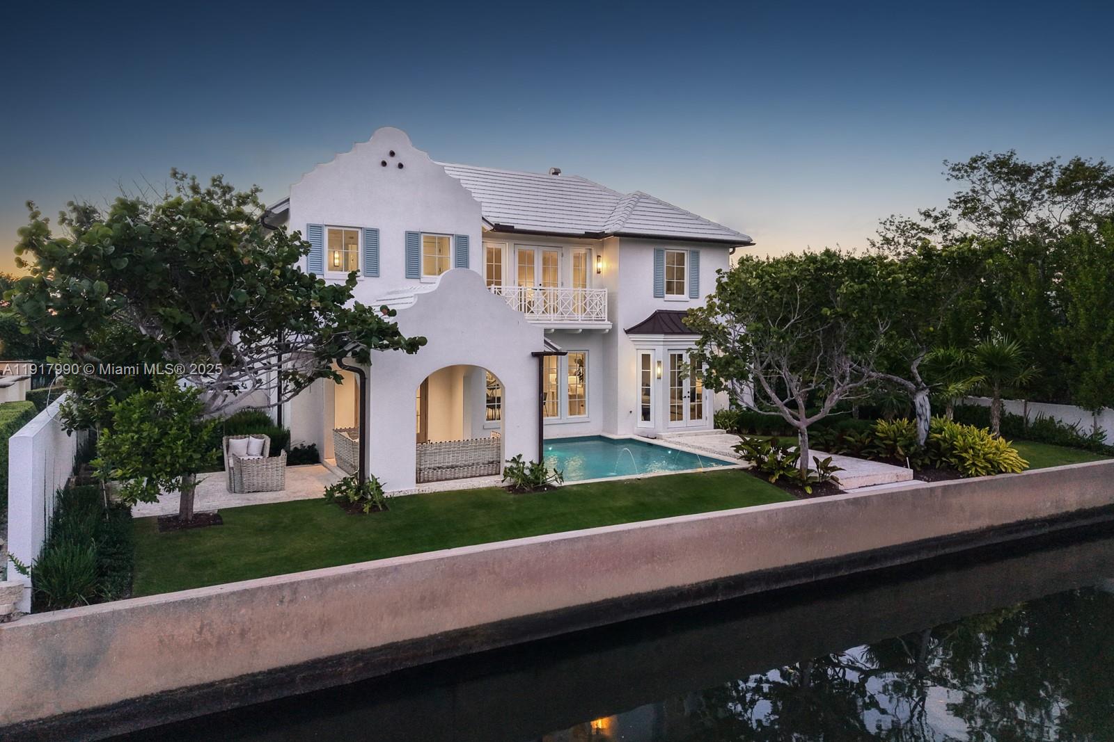 2219 Ibis Isle Rd E Palm Beach, FL 33480