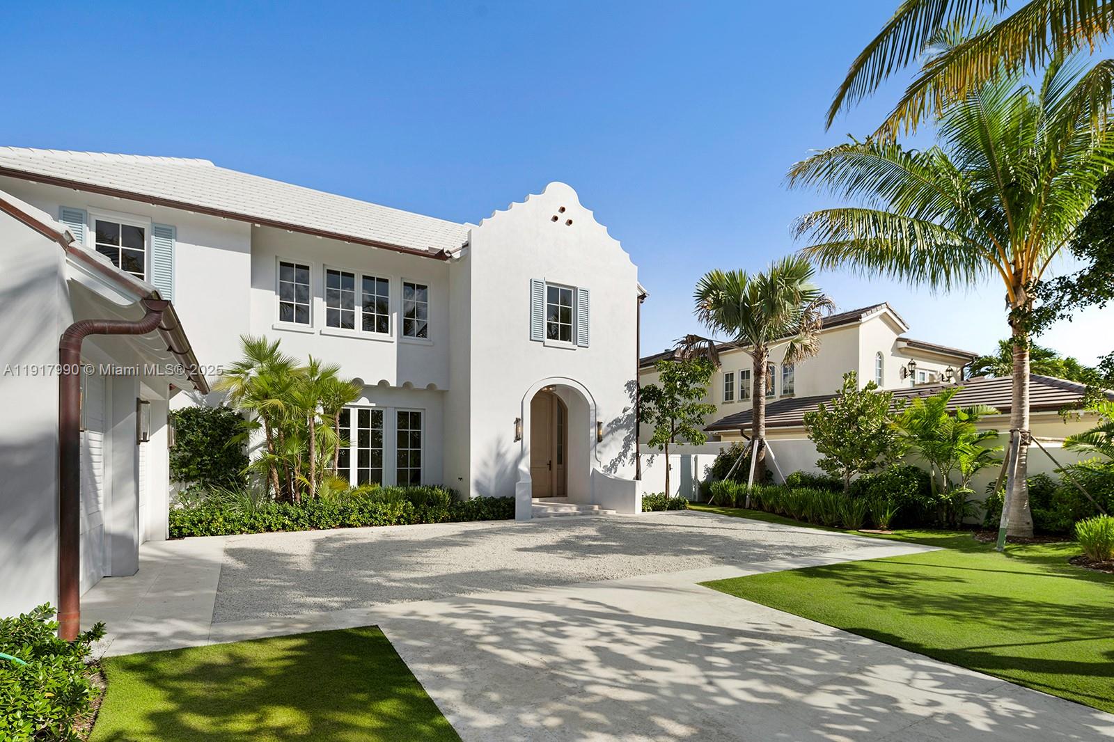 2219 Ibis Isle Rd E Palm Beach, FL 33480