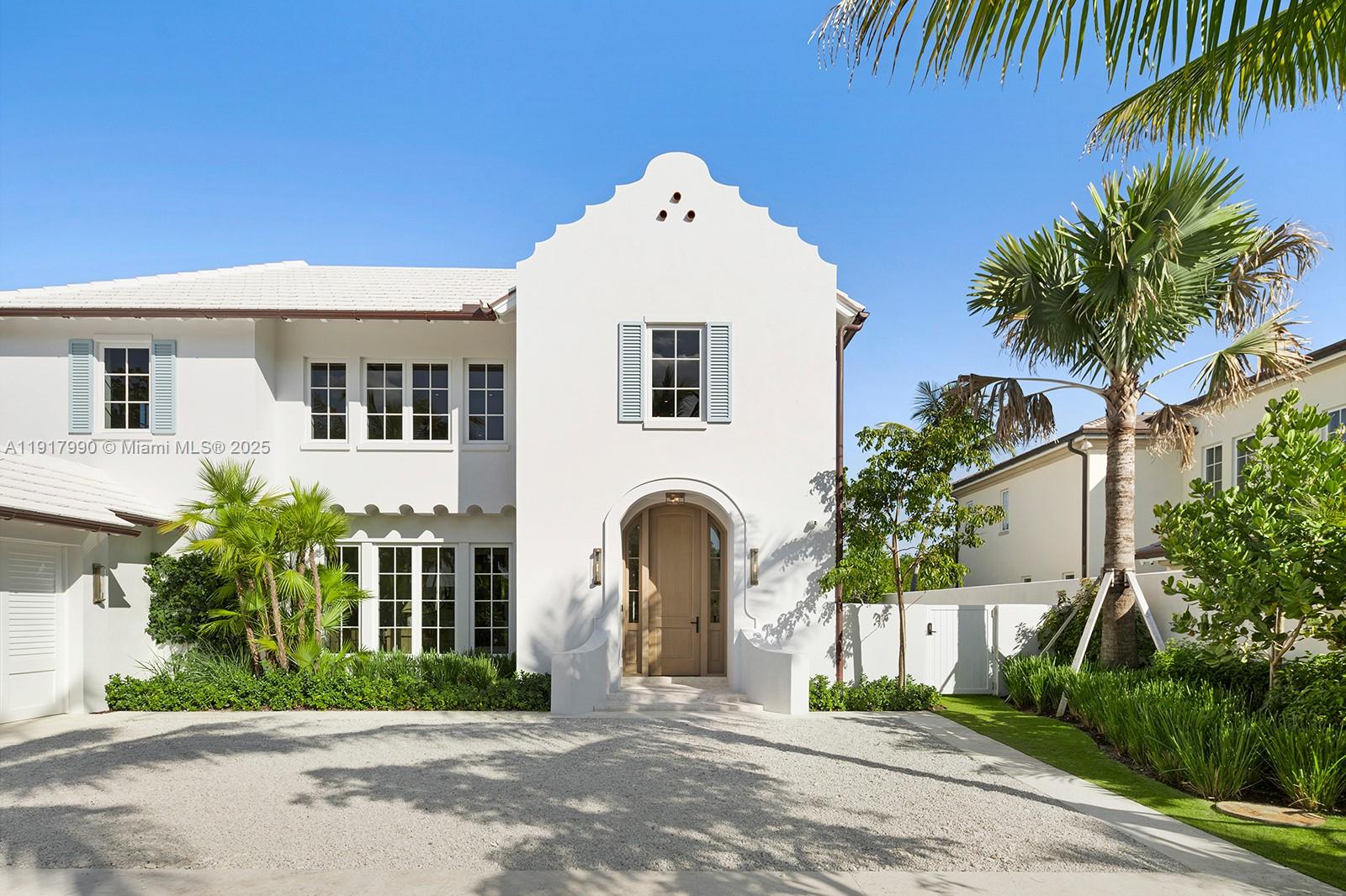 2219 Ibis Isle Rd E Palm Beach, FL 33480