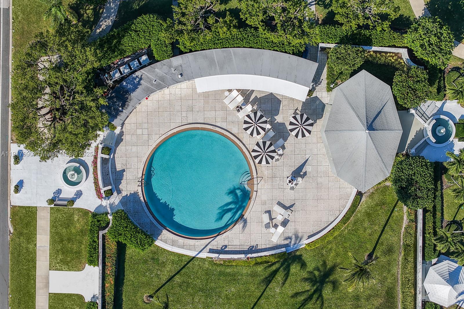 2219 Ibis Isle Rd E Palm Beach, FL 33480