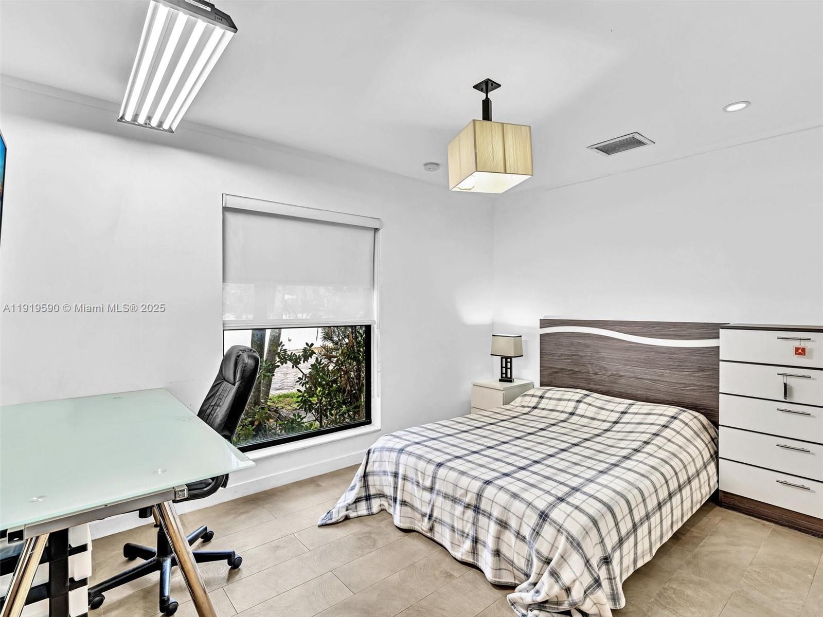 15555 Old Cutler Rd Palmetto Bay, FL 33157