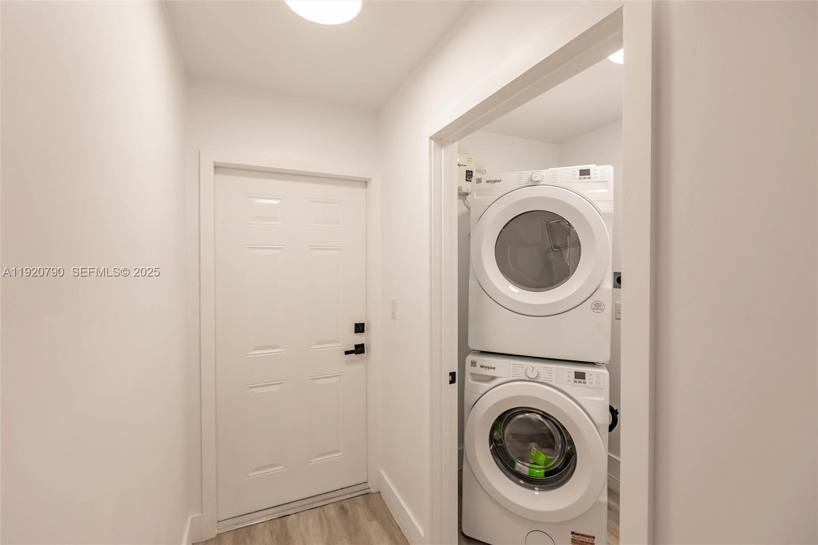 3180 NW 2nd St Miami, FL 33125