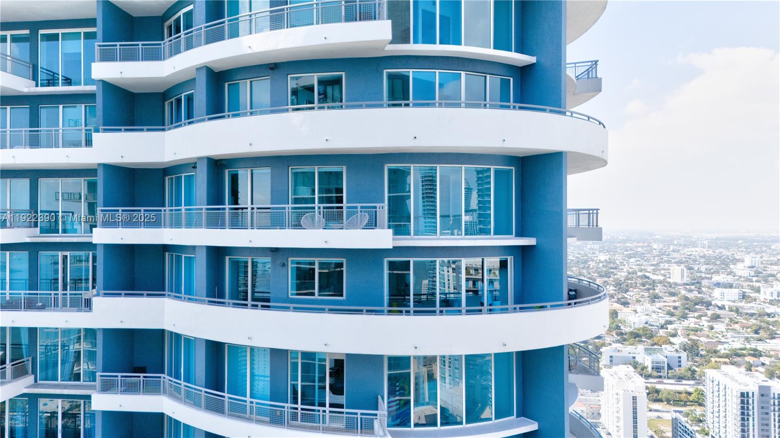 image Infinity at Brickell14