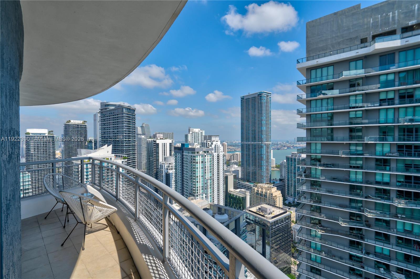 image Infinity at Brickell18