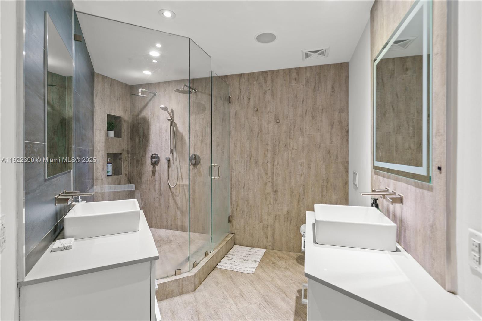 image Infinity at Brickell22