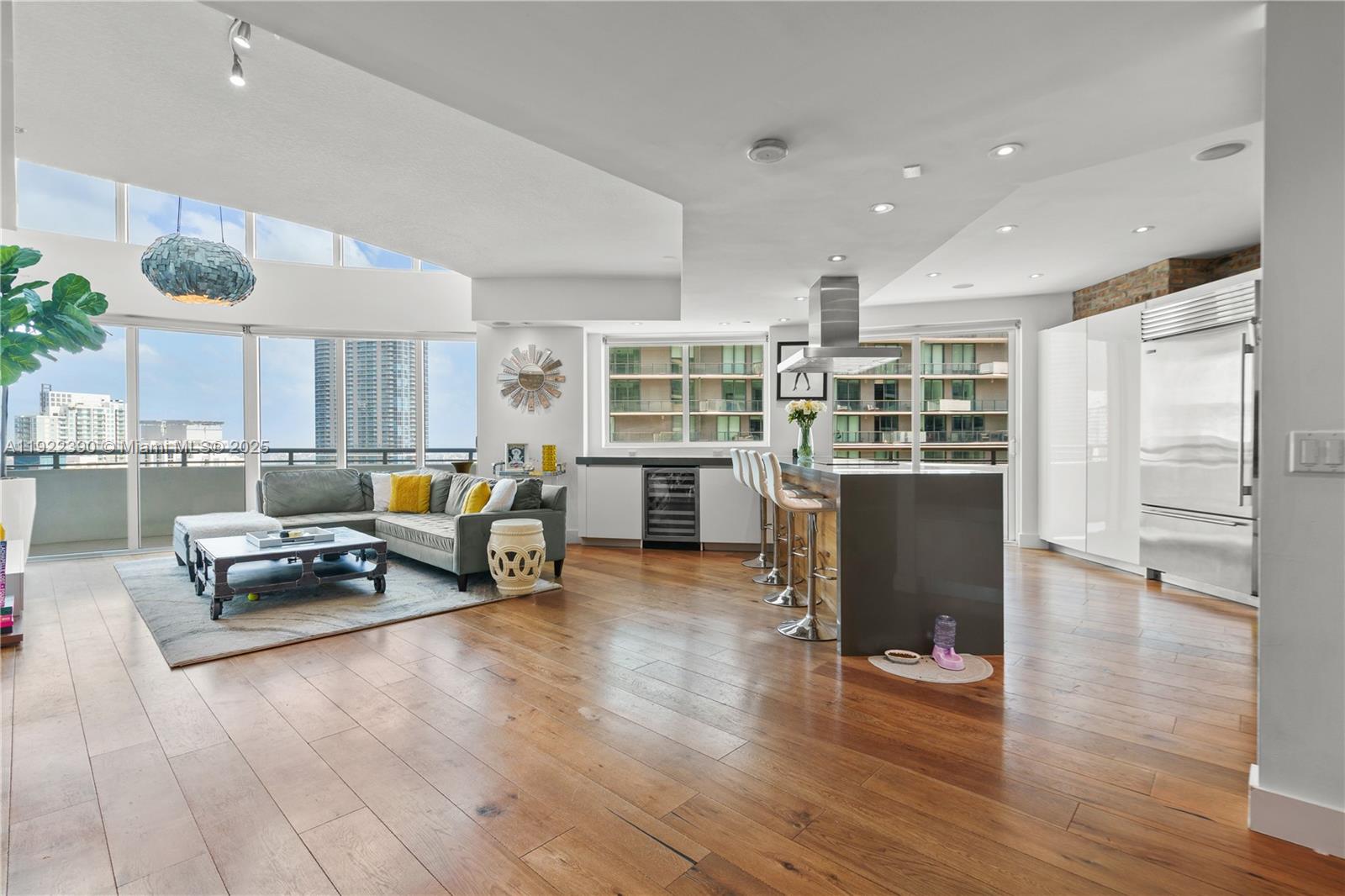 image Infinity at Brickell3