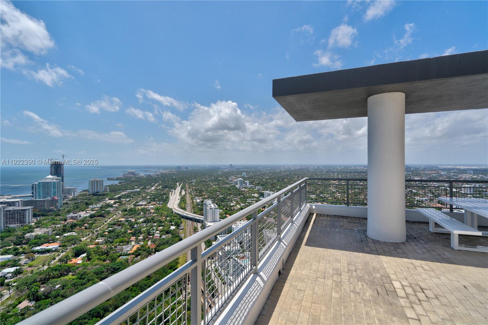image Infinity at Brickell40