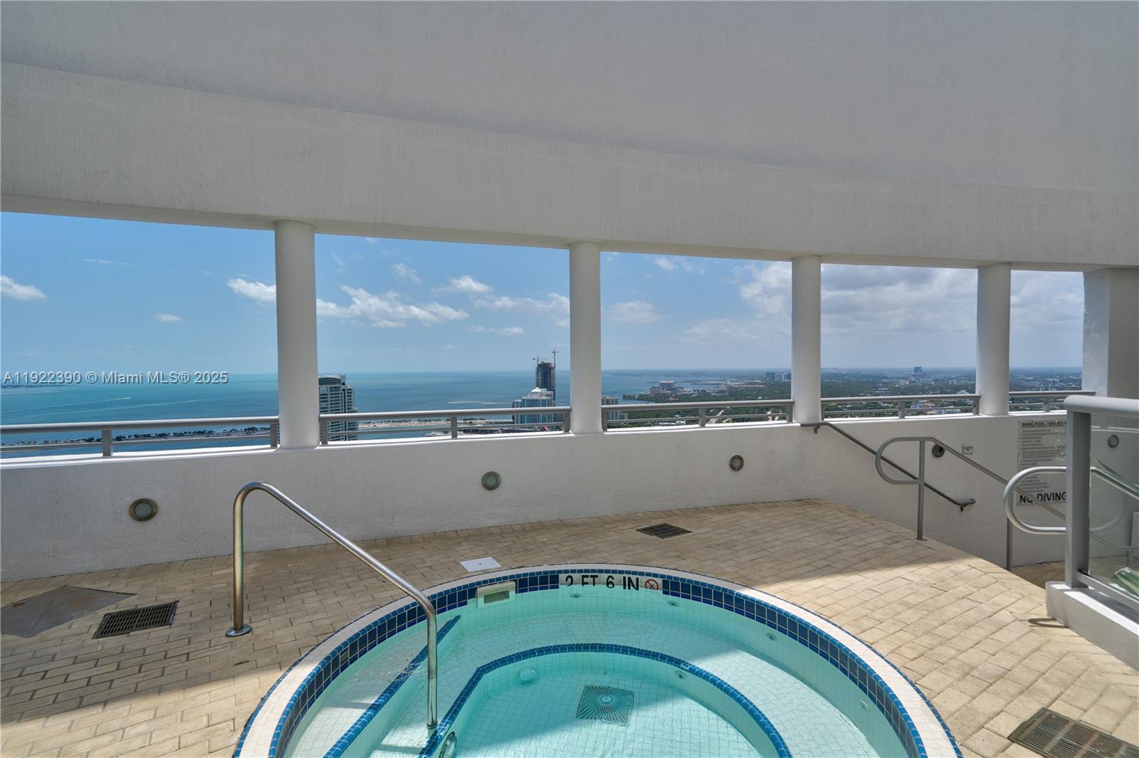 image Infinity at Brickell44