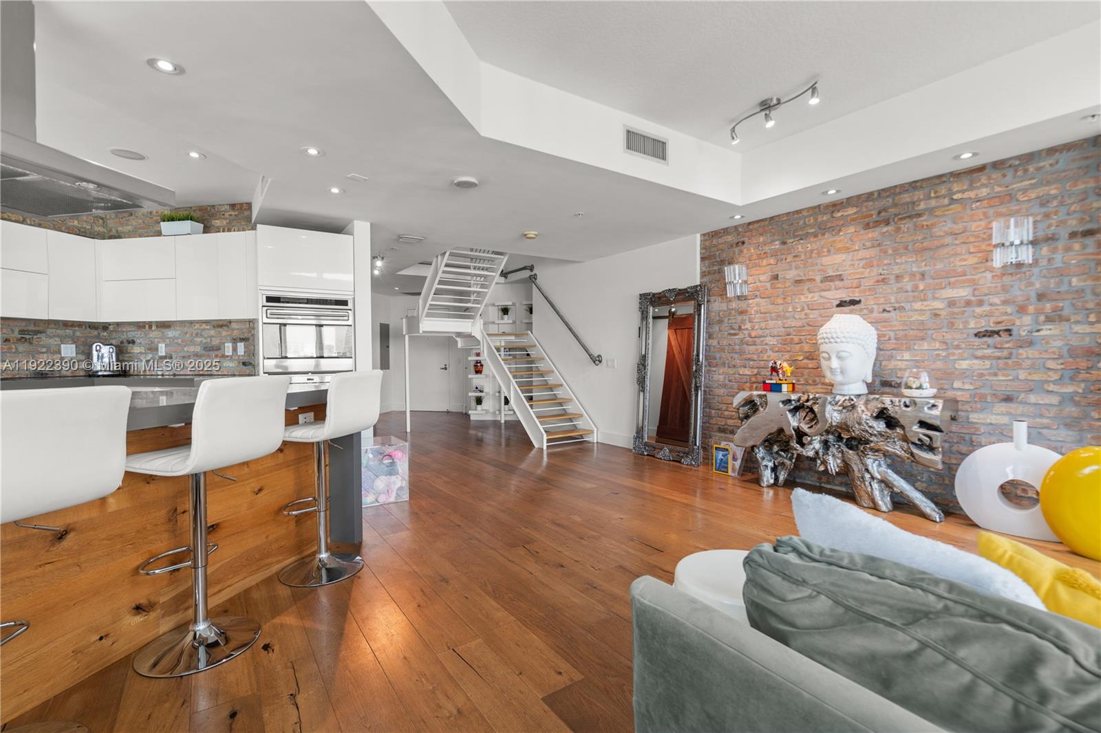 image Infinity at Brickell6