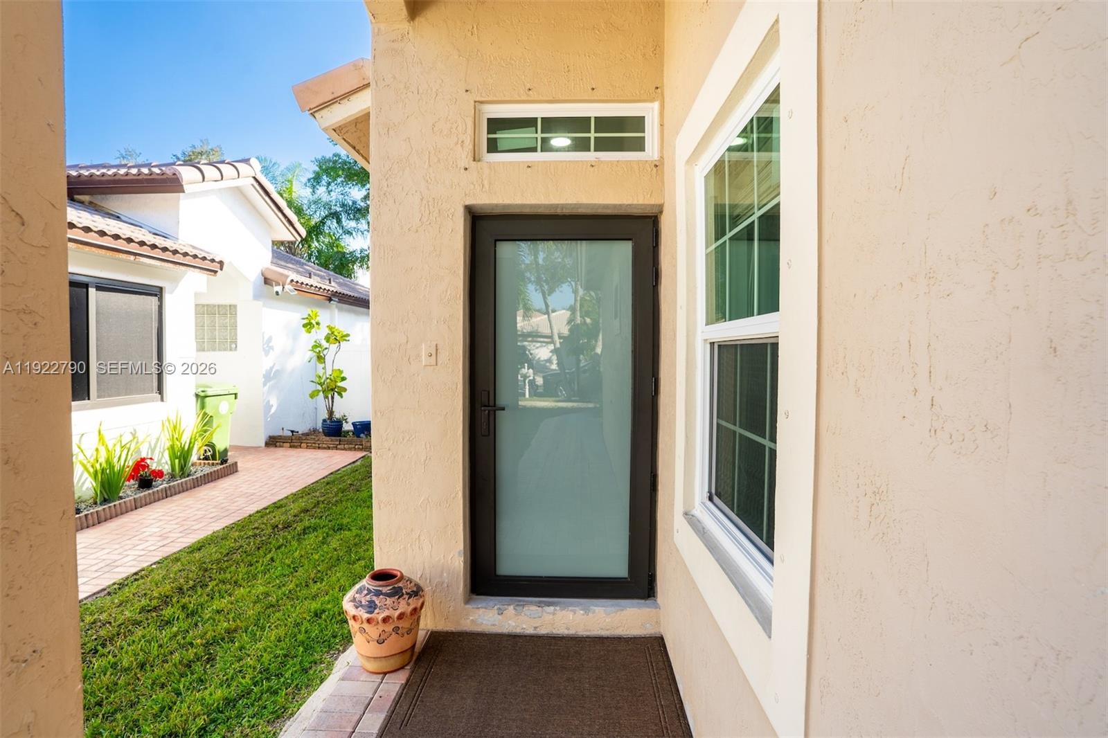 17082 NW 11th St Pembroke Pines, FL 33028