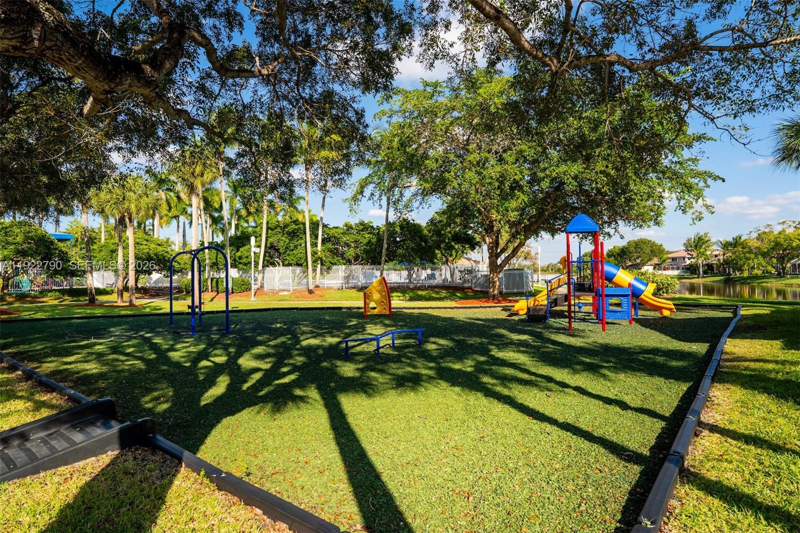 17082 NW 11th St Pembroke Pines, FL 33028