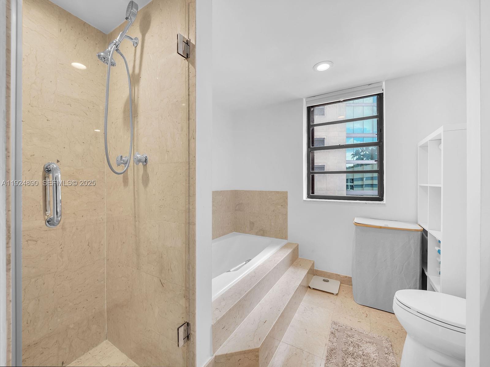 151 SE 15th Rd #501 Miami, FL 33129