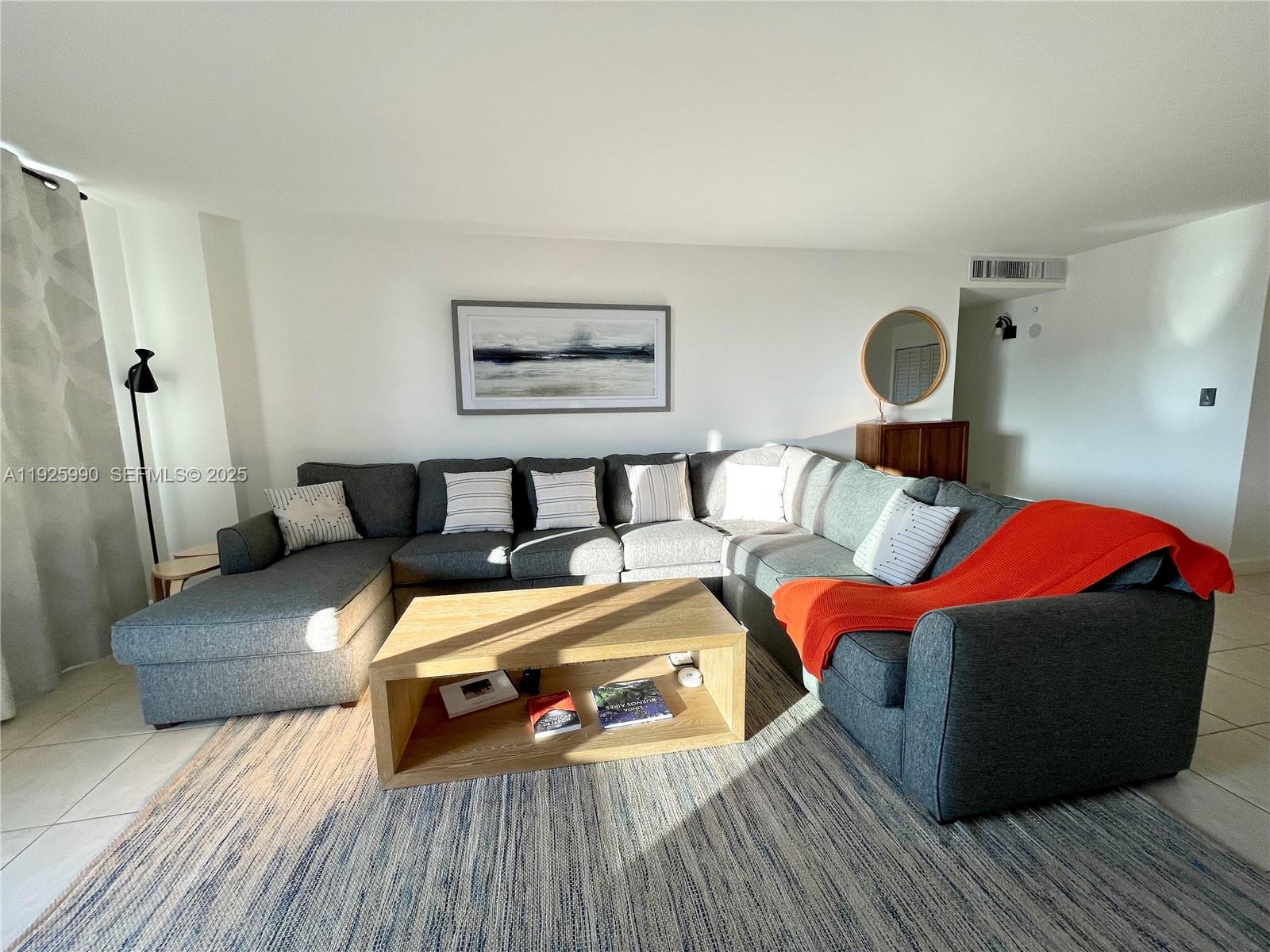 10101 E Bay Hbr Dr #402 Bay Harbor Islands, FL 33154