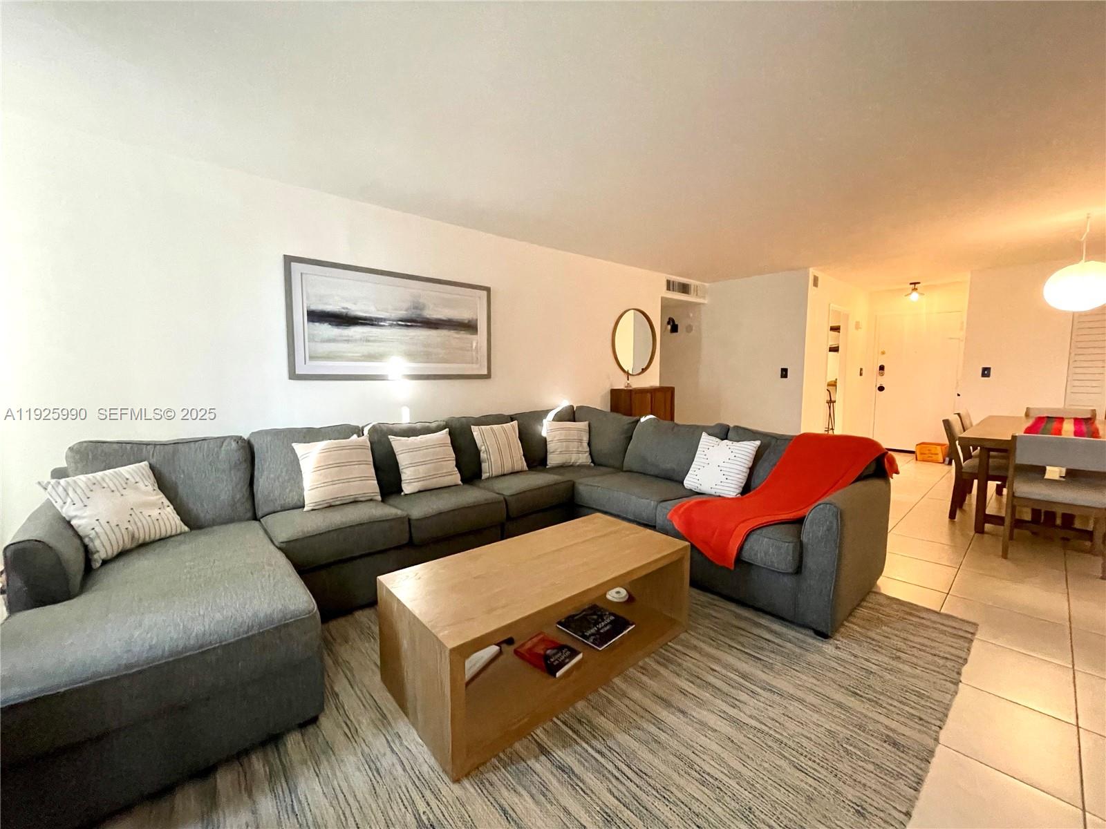 10101 E Bay Hbr Dr #402 Bay Harbor Islands, FL 33154