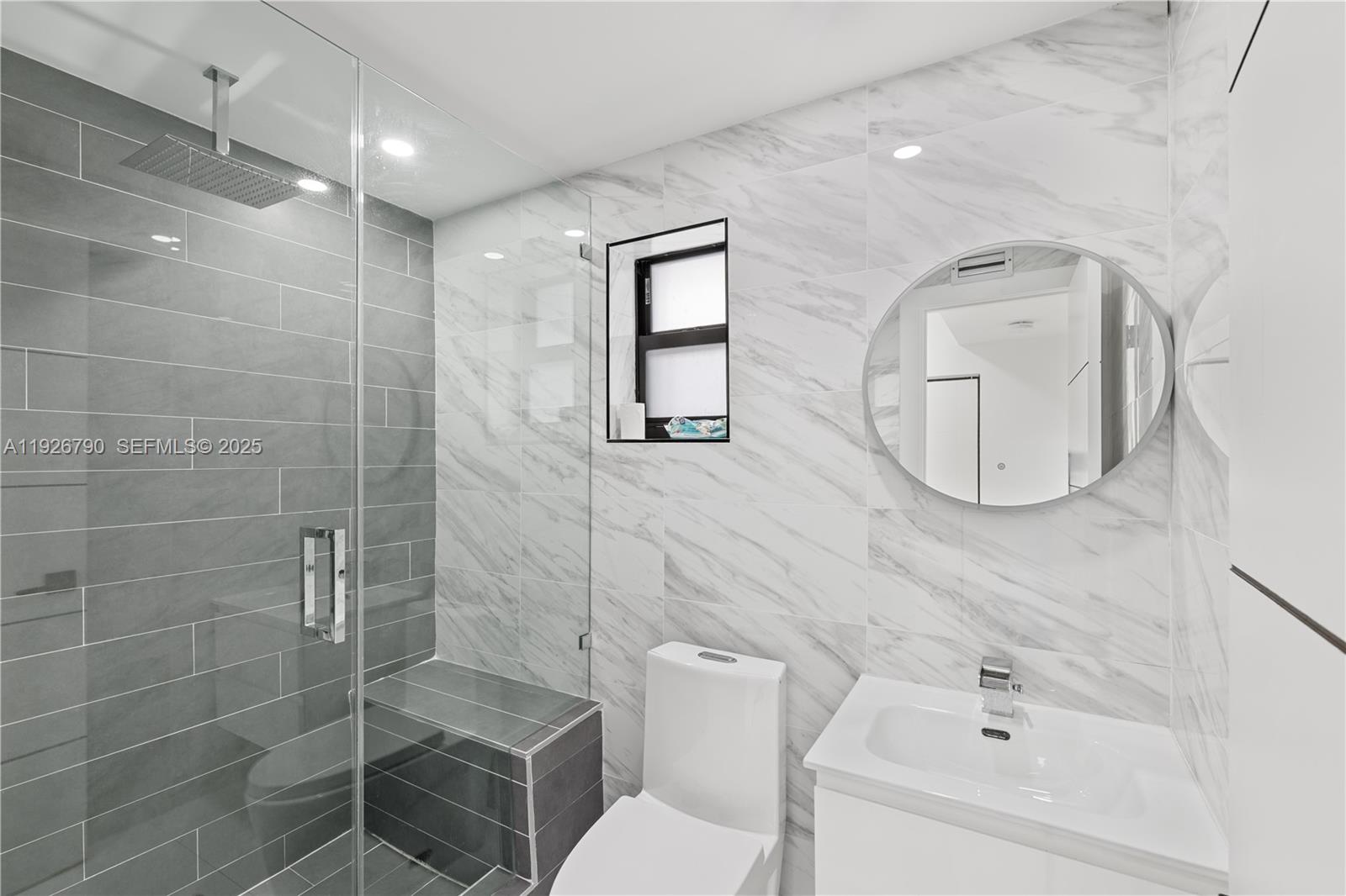 1200 Cleveland Rd Miami Beach, FL 33141