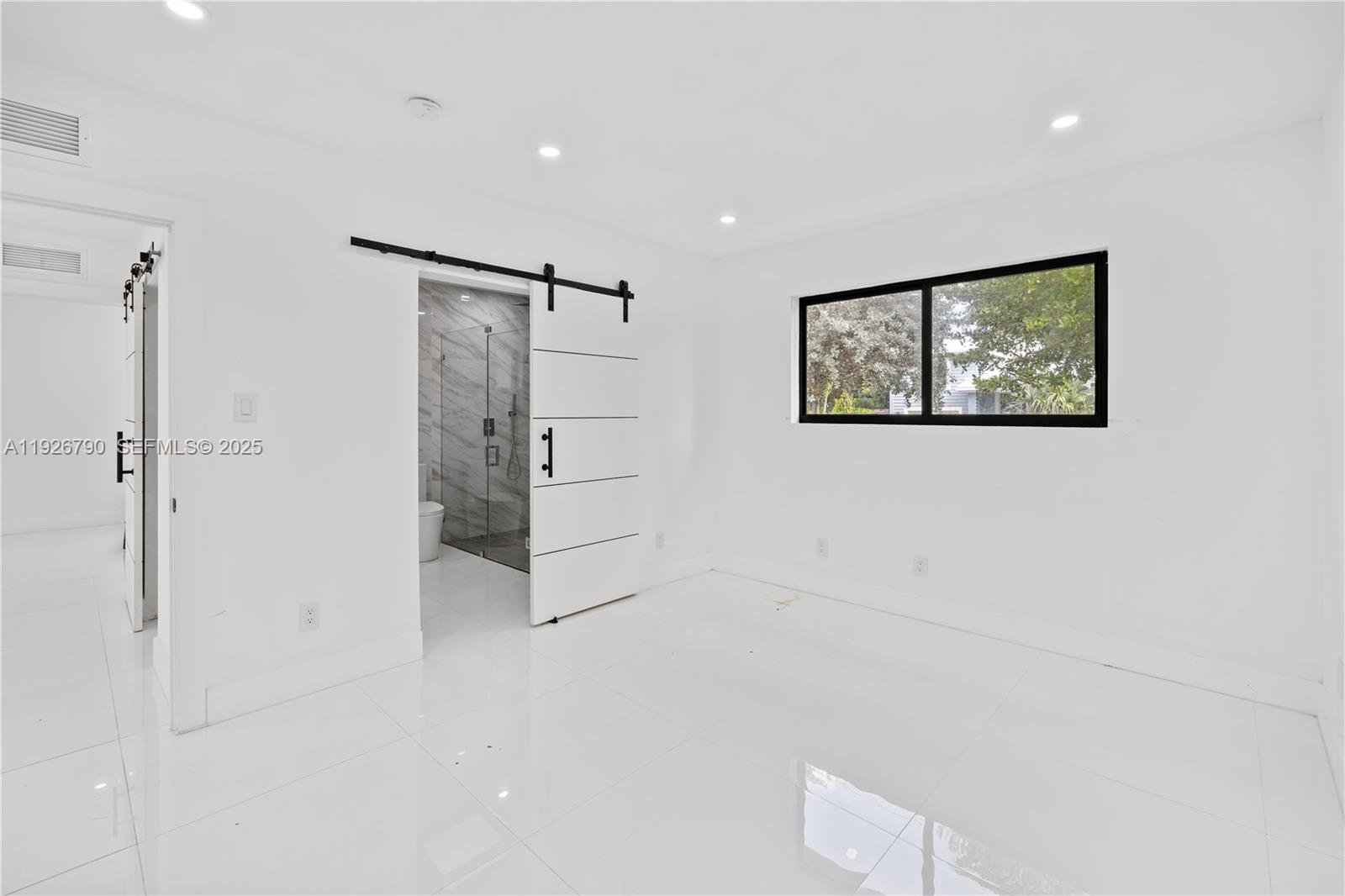 1200 Cleveland Rd Miami Beach, FL 33141