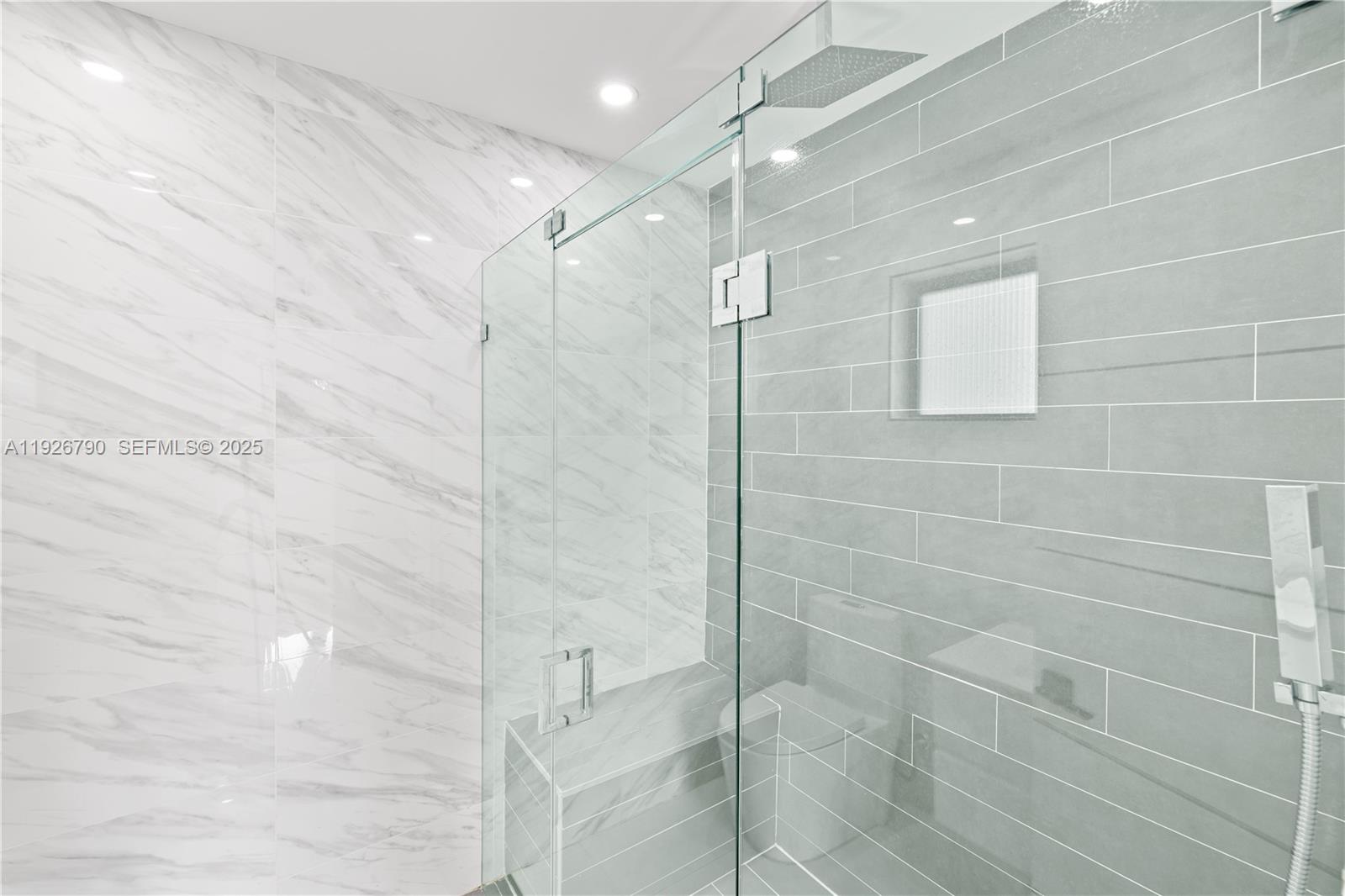 1200 Cleveland Rd Miami Beach, FL 33141