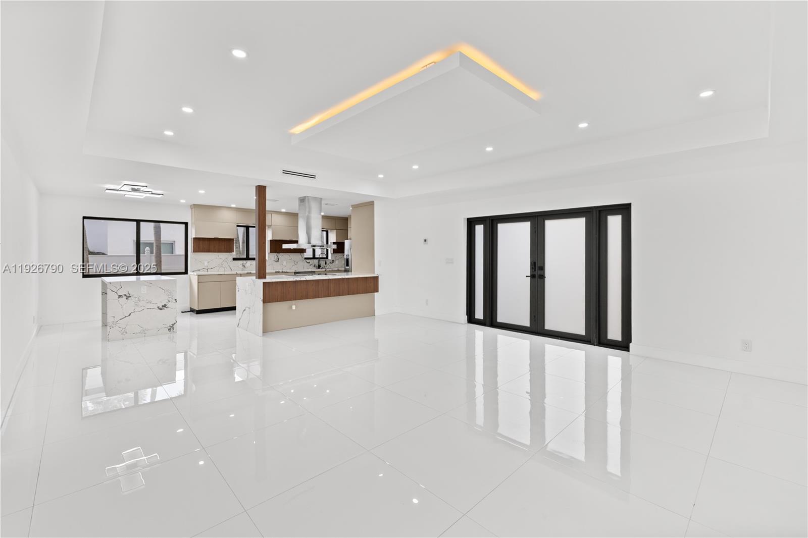 1200 Cleveland Rd Miami Beach, FL 33141