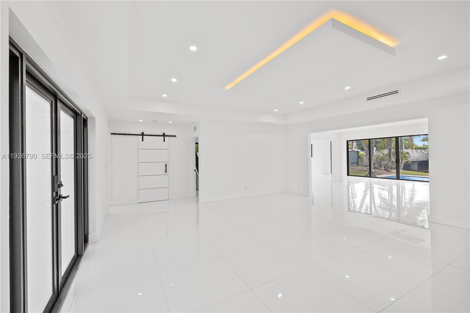 1200 Cleveland Rd Miami Beach, FL 33141