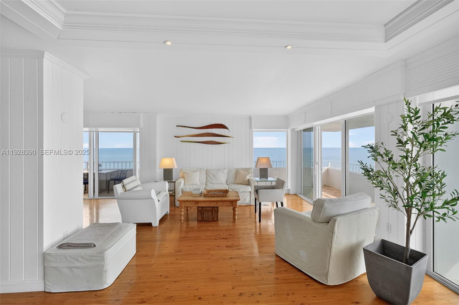 177 Ocean Ln Dr #1101 Key Biscayne, FL 33149