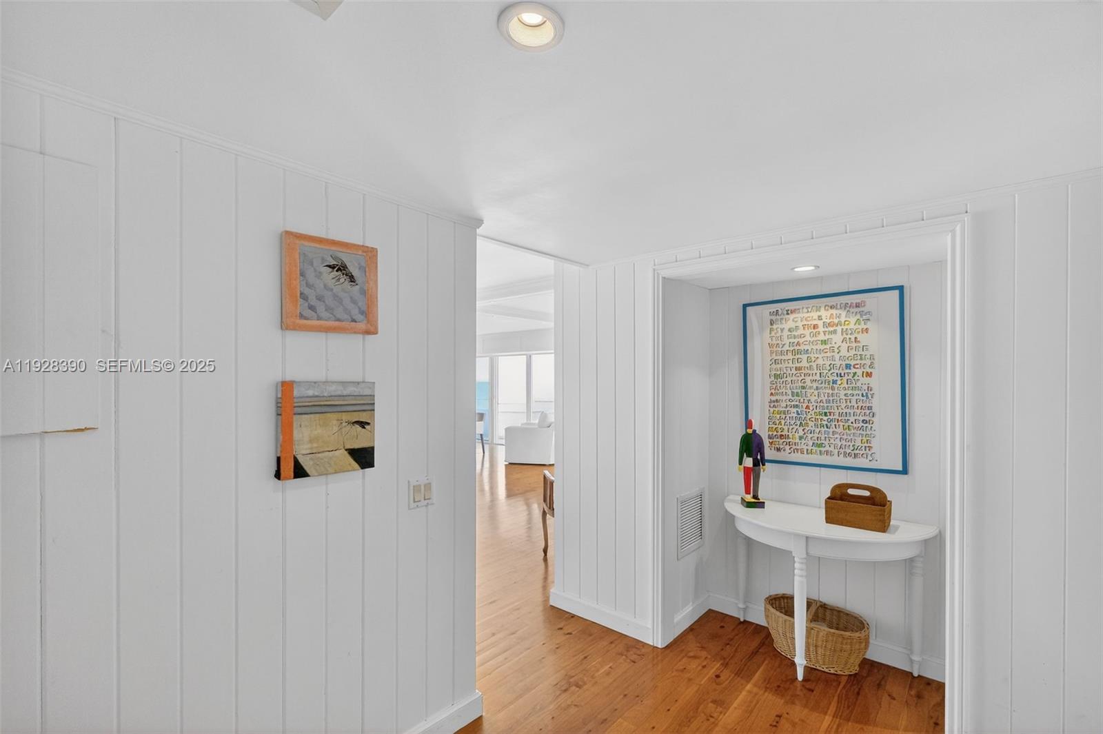 177 Ocean Ln Dr #1101 Key Biscayne, FL 33149