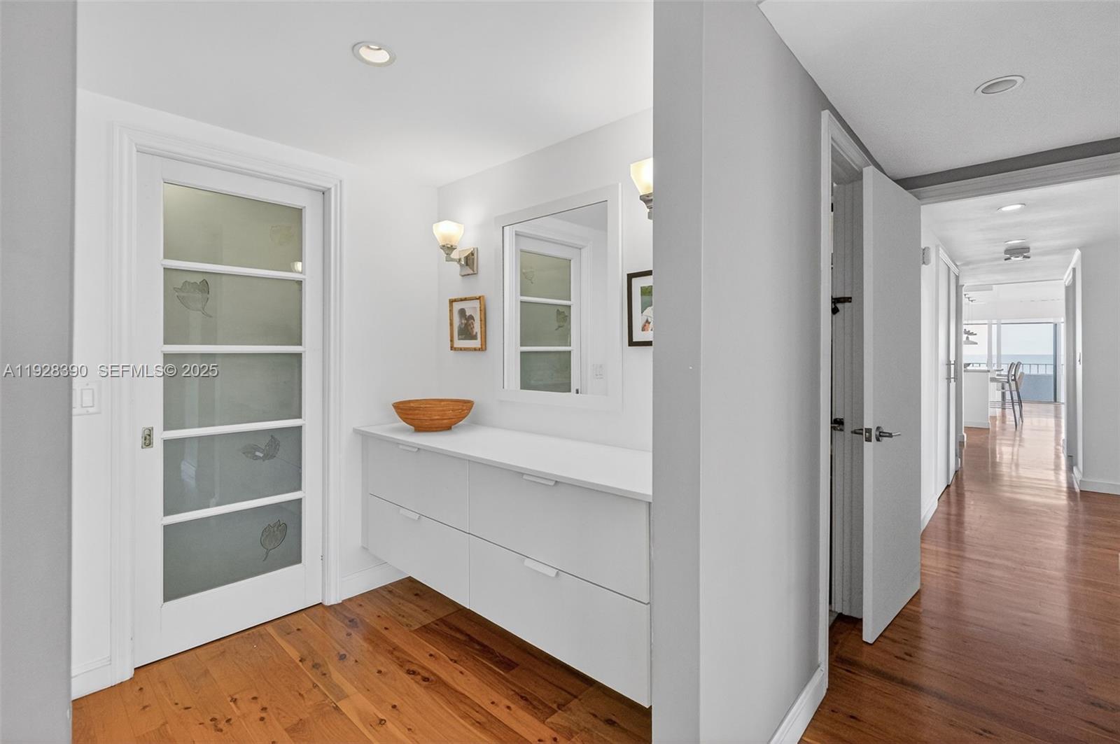 177 Ocean Ln Dr #1101 Key Biscayne, FL 33149