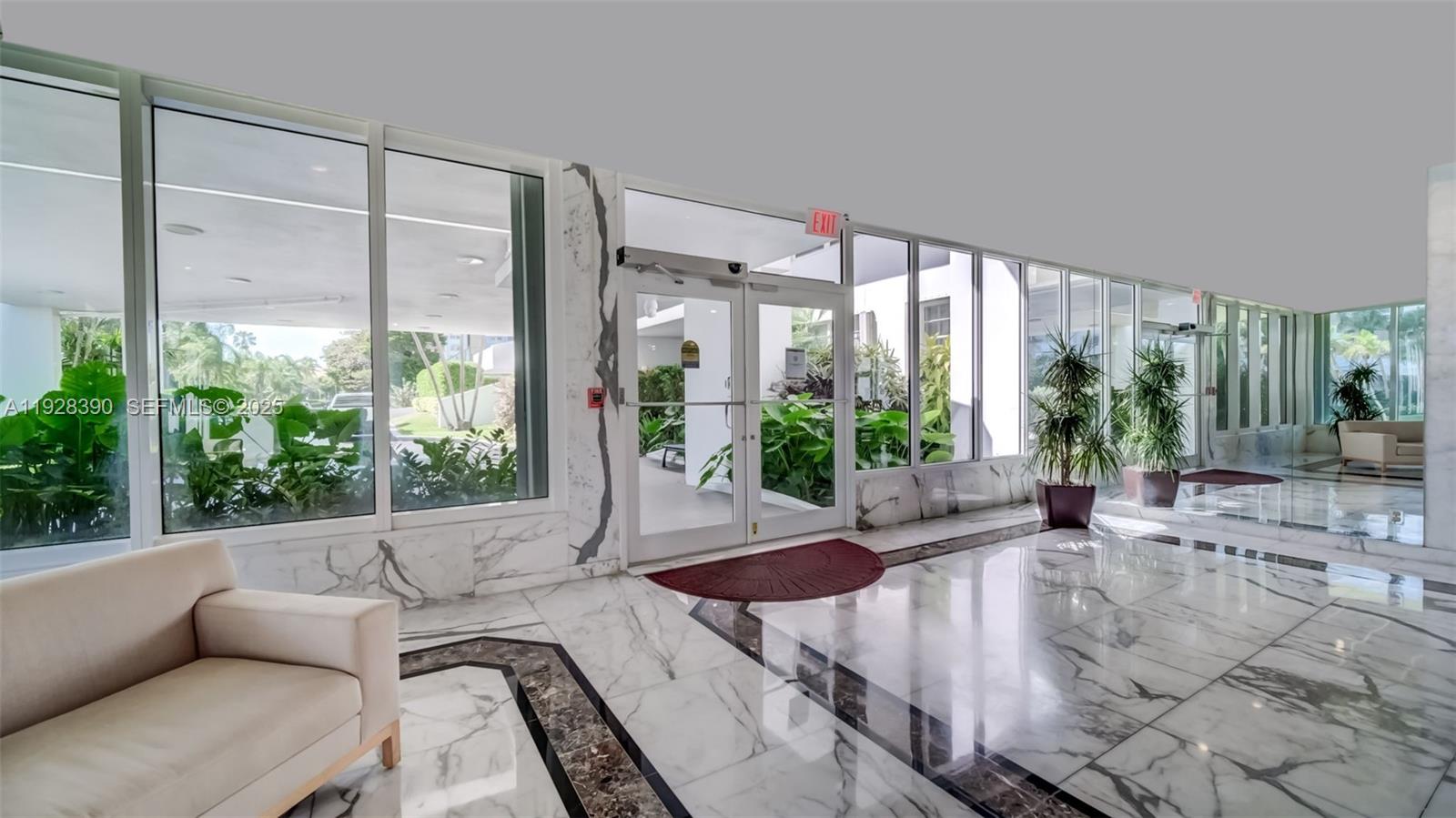 177 Ocean Ln Dr #1101 Key Biscayne, FL 33149