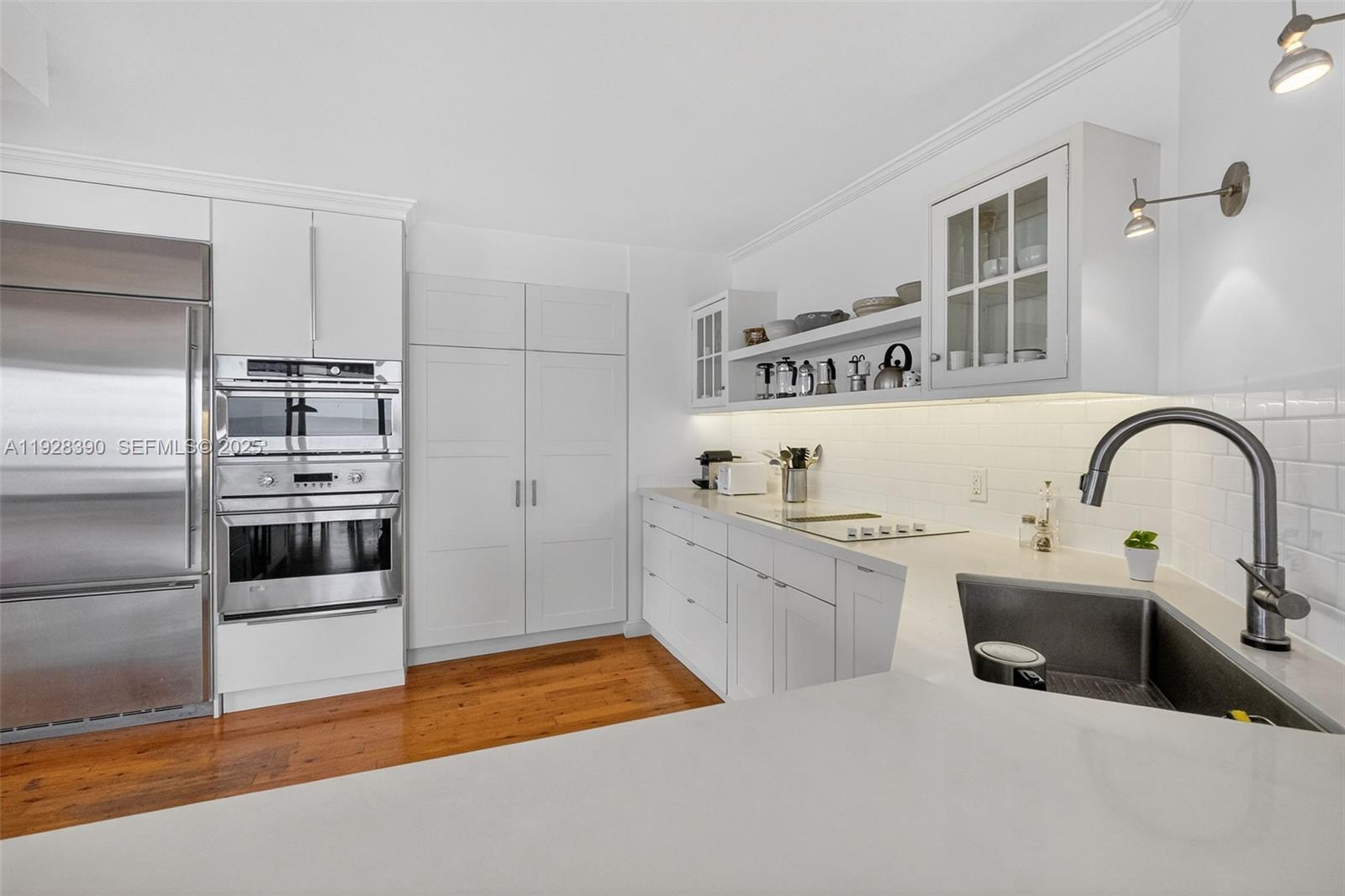 177 Ocean Ln Dr #1101 Key Biscayne, FL 33149