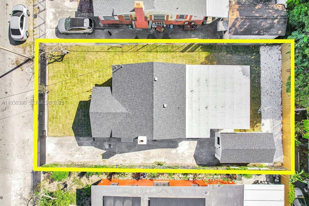 3040 NW 13th Ave Miami, FL 33142