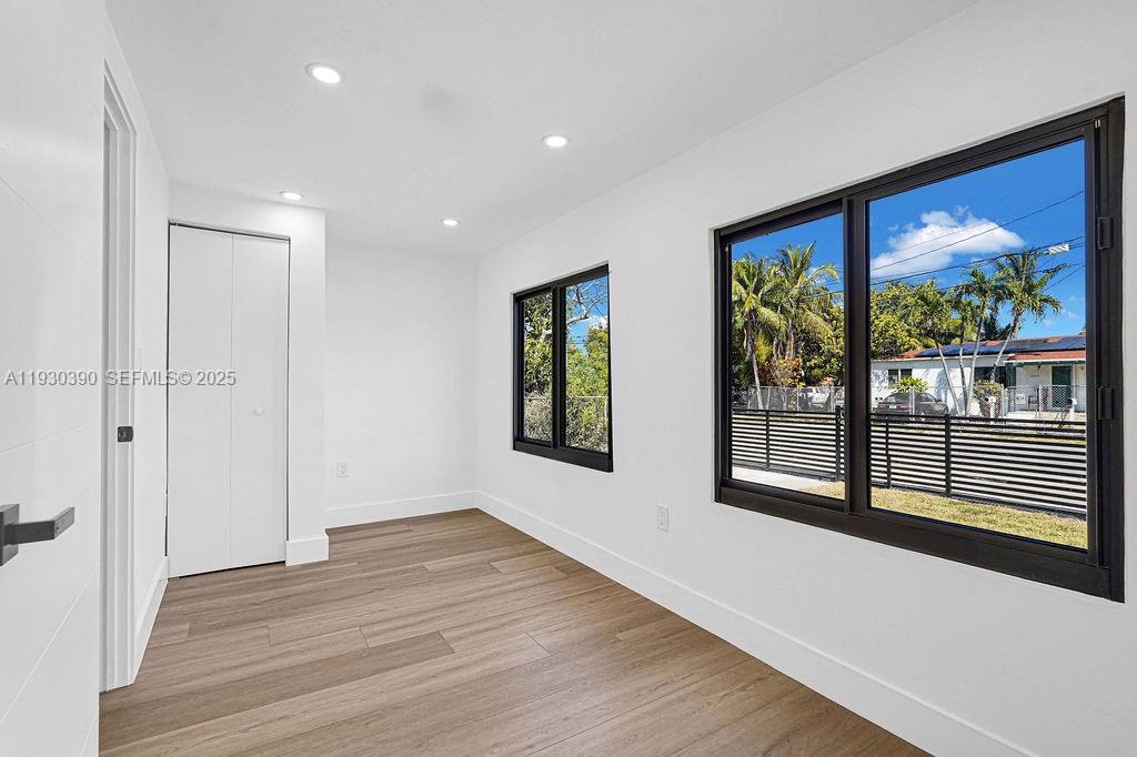 3040 NW 13th Ave Miami, FL 33142