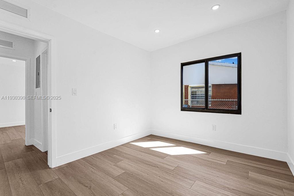 3040 NW 13th Ave Miami, FL 33142