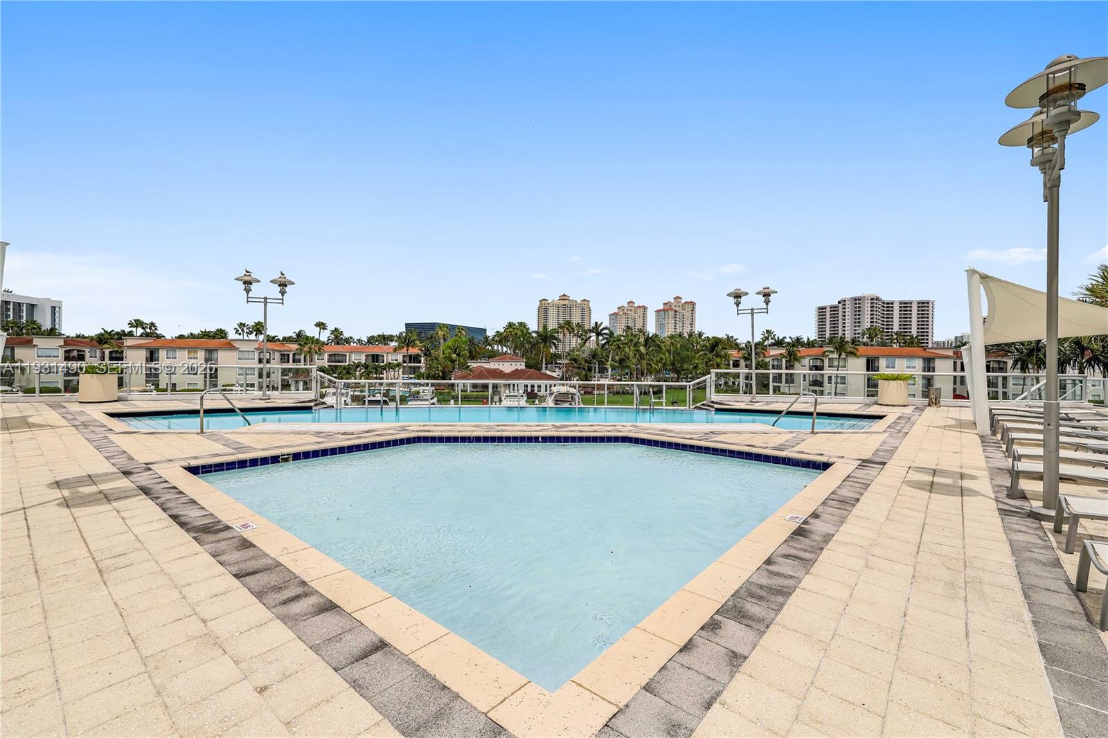 image The Atrium At Aventura40