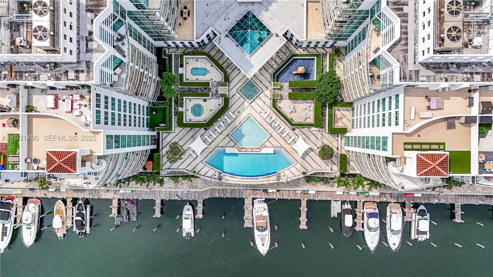 image The Atrium At Aventura44