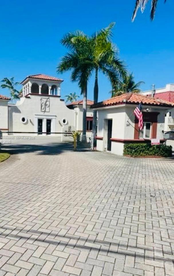 8650 SW 67th Ave #1018 Pinecrest, FL 33156