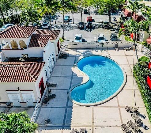 8650 SW 67th Ave #1018 Pinecrest, FL 33156