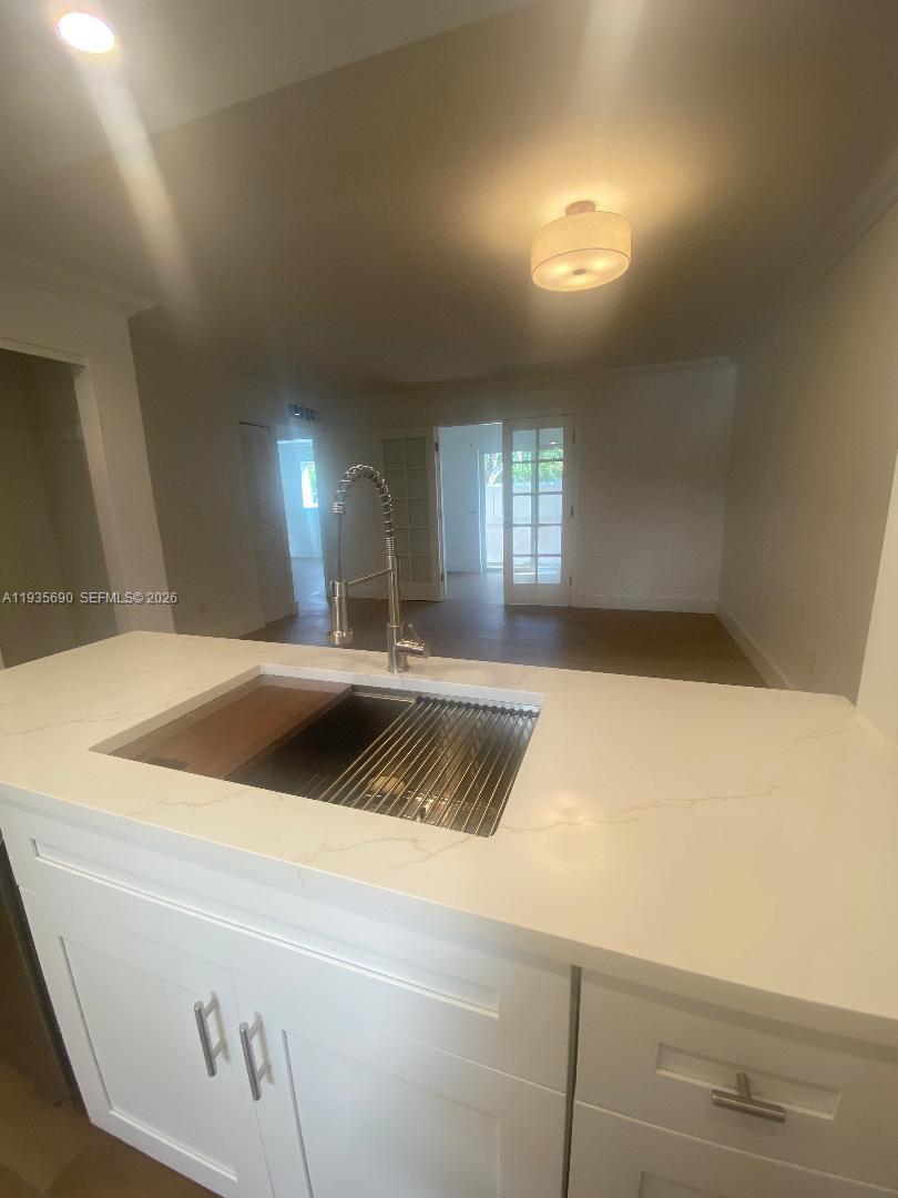 8650 SW 67th Ave #1018 Pinecrest, FL 33156