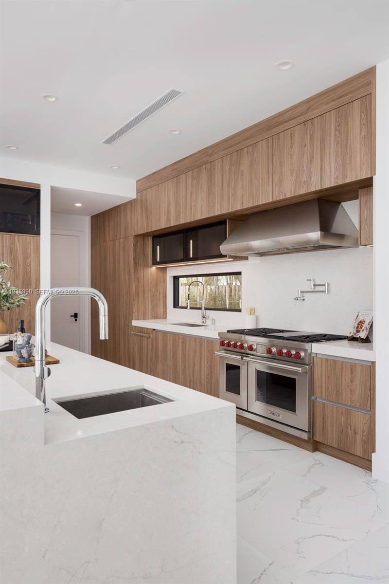 Undisclosed Address South Miami, FL 33143