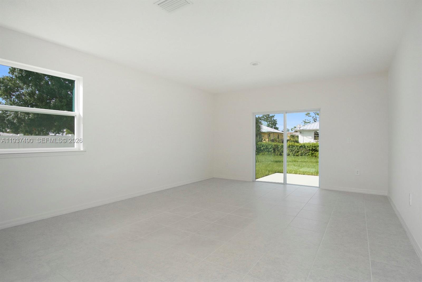 811 SE Seahouse Dr Port St Lucie, FL 34983