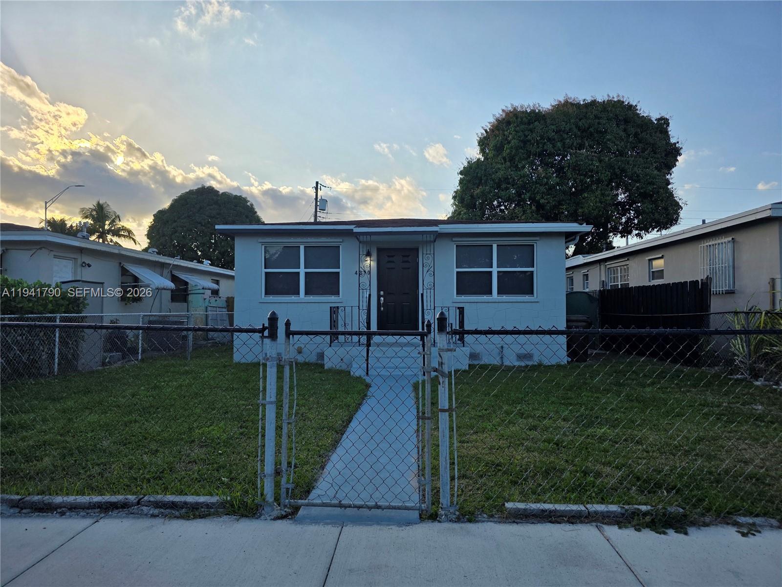 4310 E 9th Ln Hialeah, FL 33013