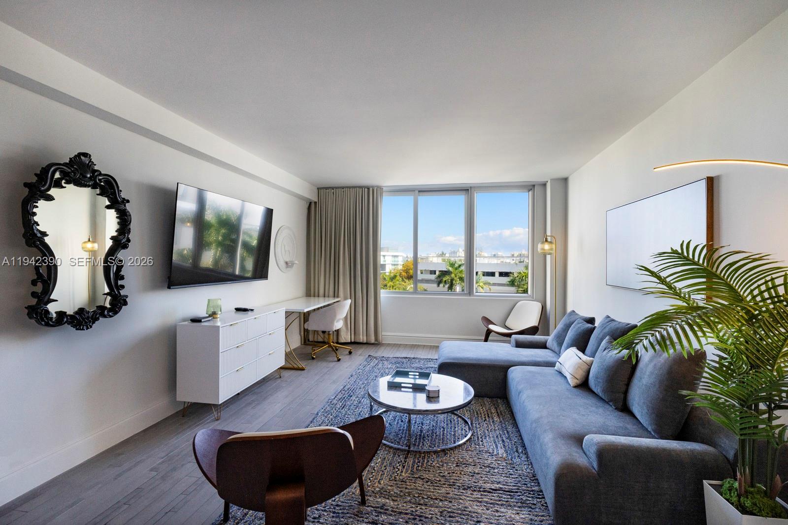 Undisclosed Address Miami Beach, FL 33139