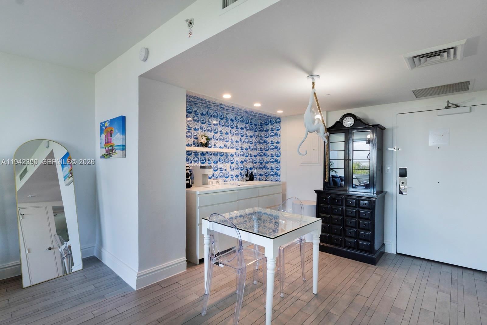 Undisclosed Address Miami Beach, FL 33139