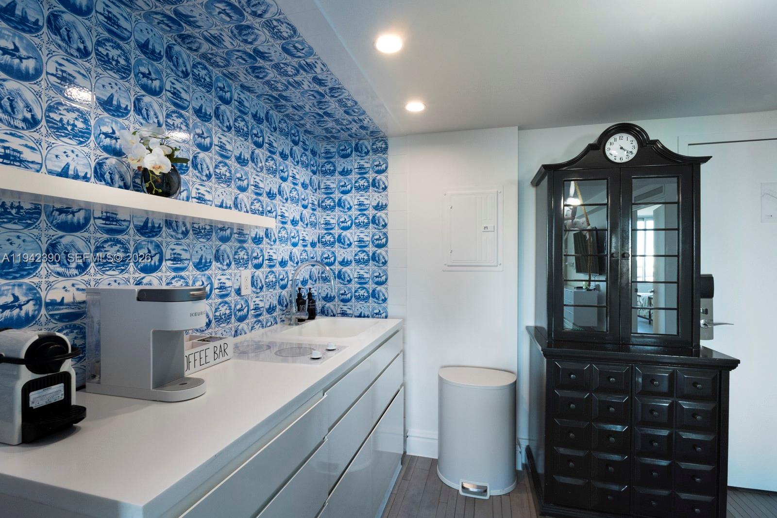 Undisclosed Address Miami Beach, FL 33139