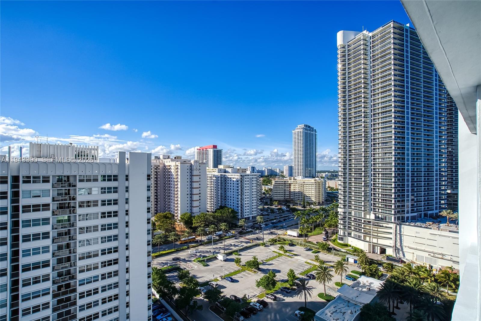 1890 S Ocean Dr #1907 Hallandale Beach, FL 33009