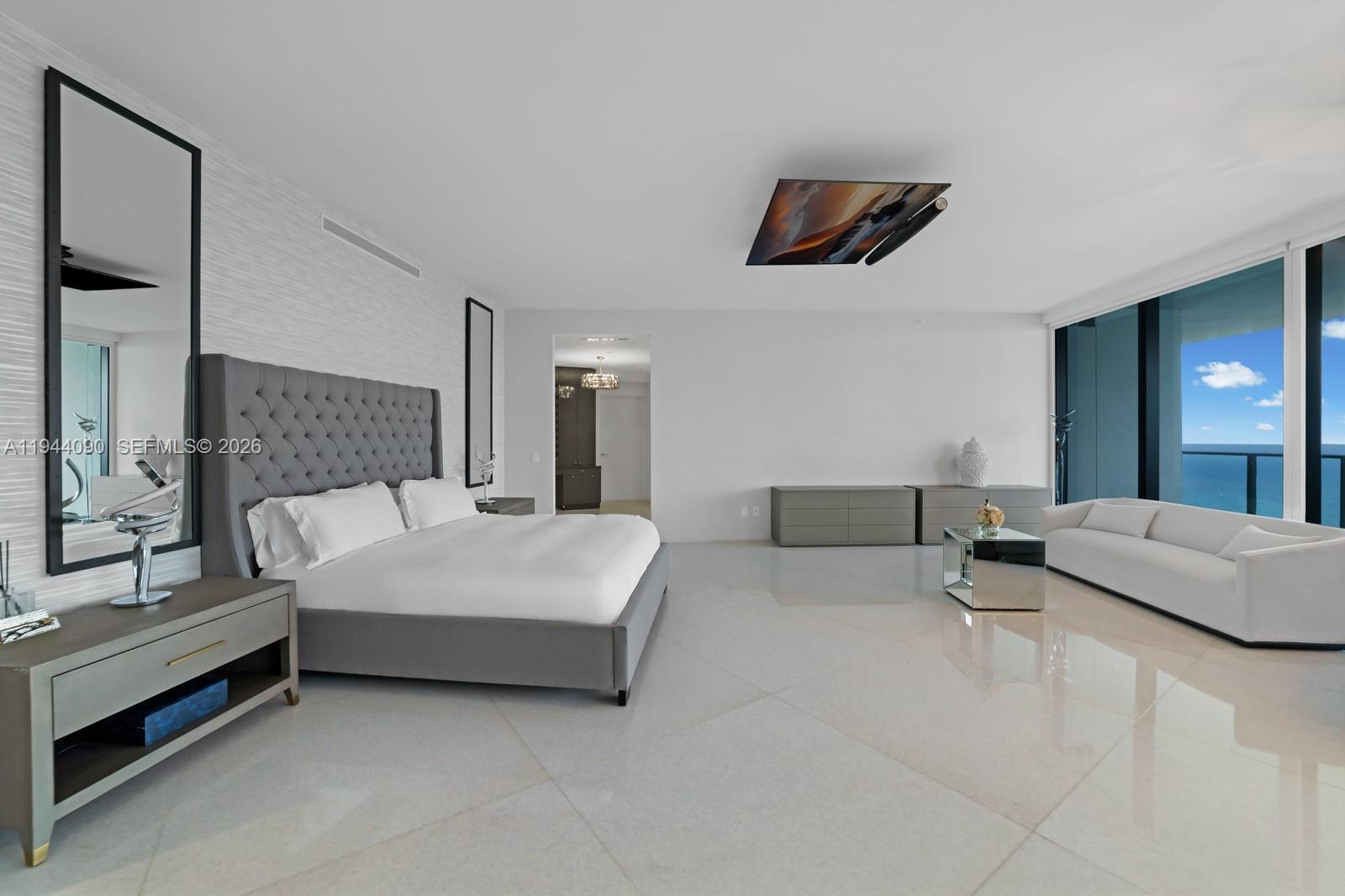 18555 Collins Ave #5201 Sunny Isles Beach, FL 33160